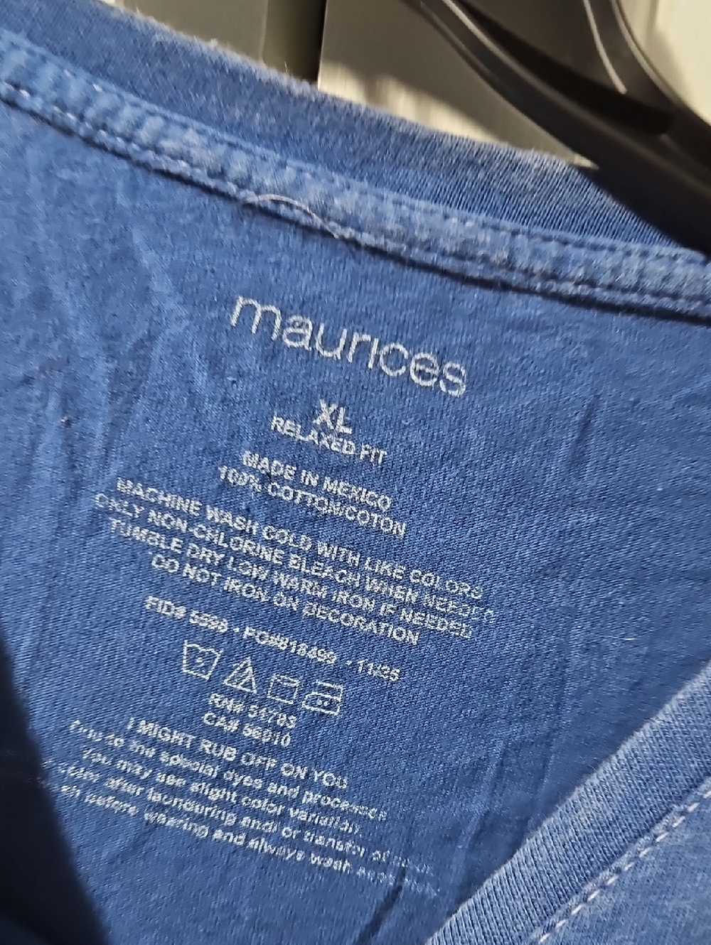 Maurices Embroidered Goose T-shirt SMALL STAIN - Picture 2 of 8